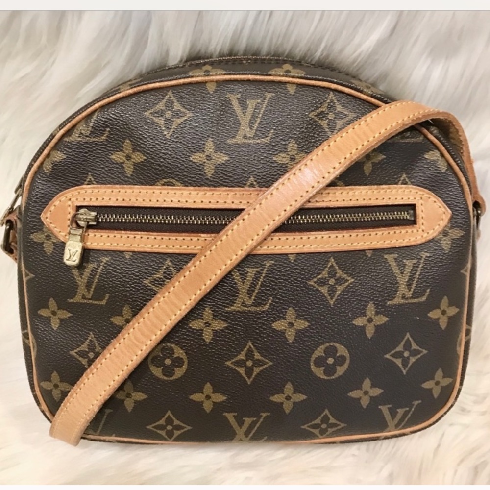Authentic Louis Vuitton Senlis